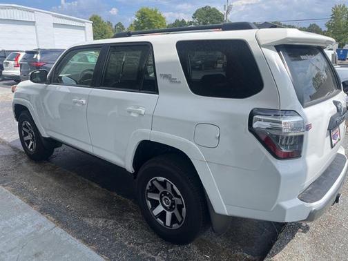 2024 Toyota 4Runner TRD Off Road
