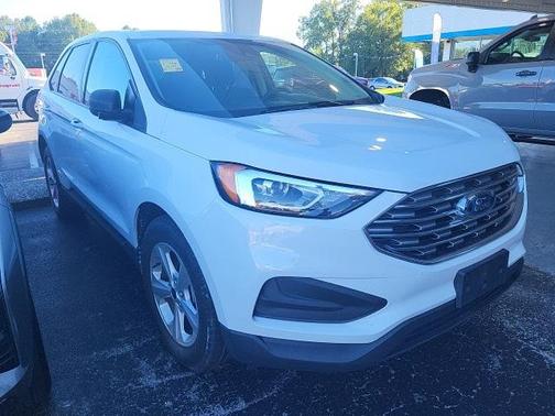 2021 Ford Edge SE