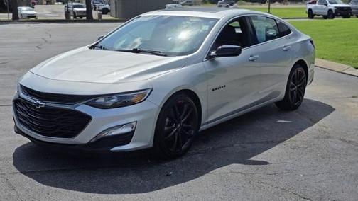 2021 Chevrolet Malibu FWD LT