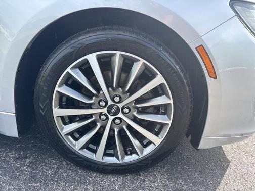 2019 Lincoln MKZ Standard