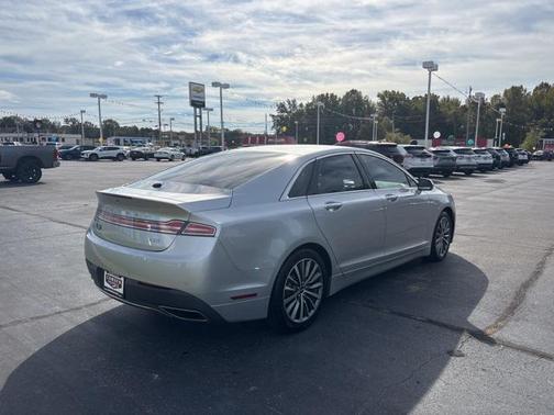 2019 Lincoln MKZ Standard