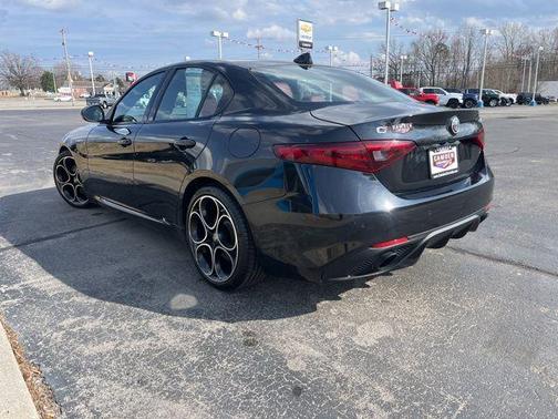 2023 Alfa Romeo Giulia Veloce RWD