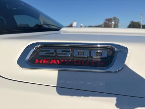 2019 RAM 2500 Big Horn Crew Cab 4x4 6'4' Box