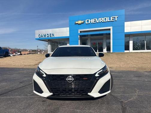 2023 Nissan Altima SR FWD