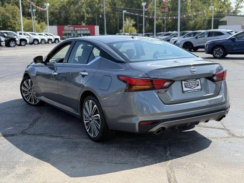 2023 Nissan Altima 2.5 SL