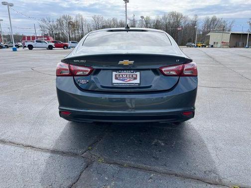 2021 Chevrolet Malibu FWD LT
