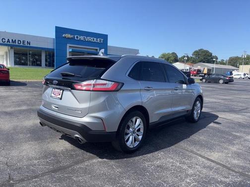 2020 Ford Edge Titanium