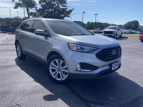 2020 Ford Edge Titanium