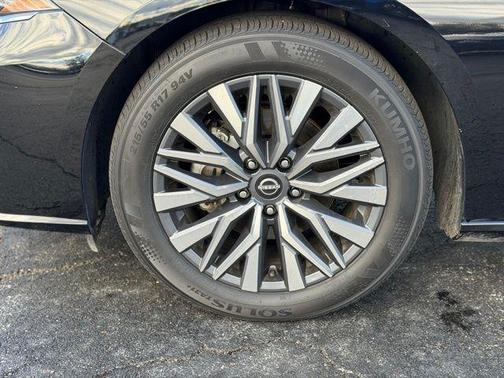 2025 Nissan Altima 2.5 SV