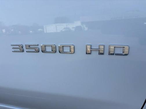 2024 Chevrolet Silverado 3500 LT