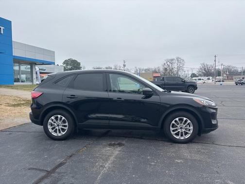 2022 Ford Escape S