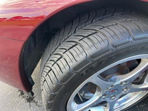 2003 Chevrolet Corvette Base