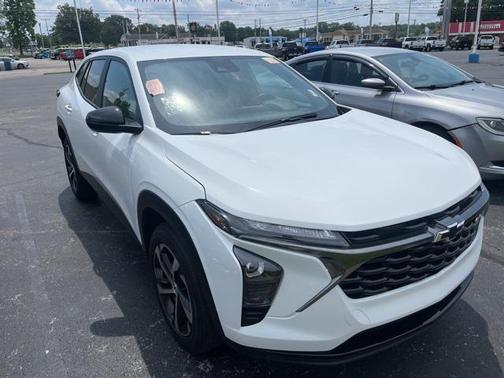 2025 Chevrolet Trax FWD 1RS