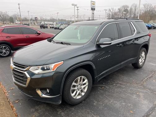 2021 Chevrolet Traverse LT Cloth