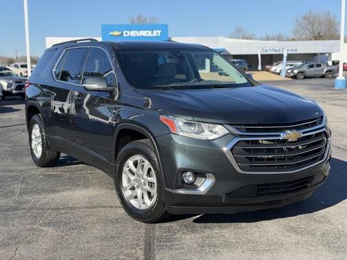 2021 Chevrolet Traverse LT Cloth