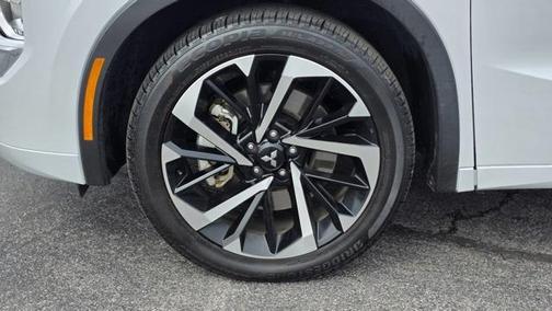 2024 Mitsubishi Outlander PHEV SEL