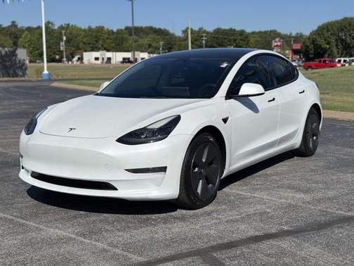 2022 Tesla Model 3 Standard Range