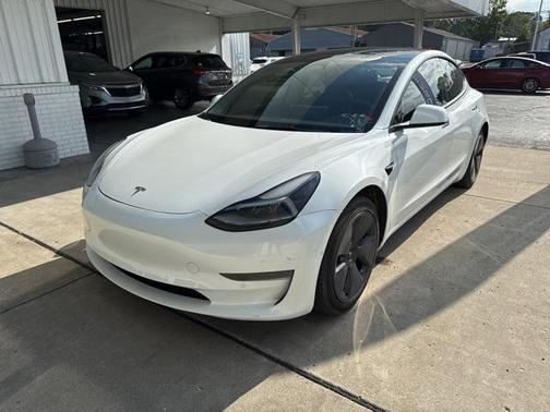 2022 Tesla Model 3 Standard Range