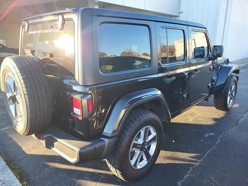 2023 Jeep Wrangler 4-Door Sahara 4x4