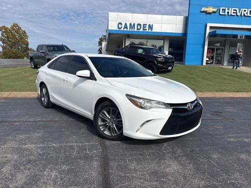 2015 Toyota Camry SE