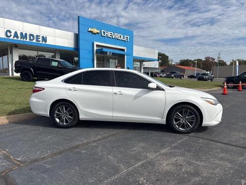 2015 Toyota Camry SE