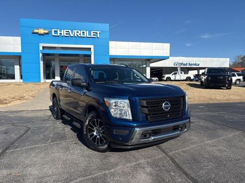 2021 Nissan Titan SV