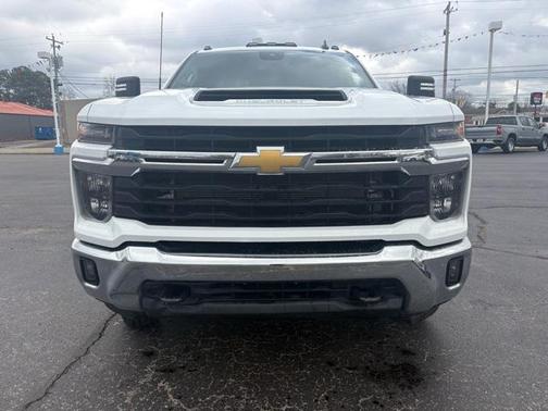 2024 Chevrolet Silverado 3500 LT