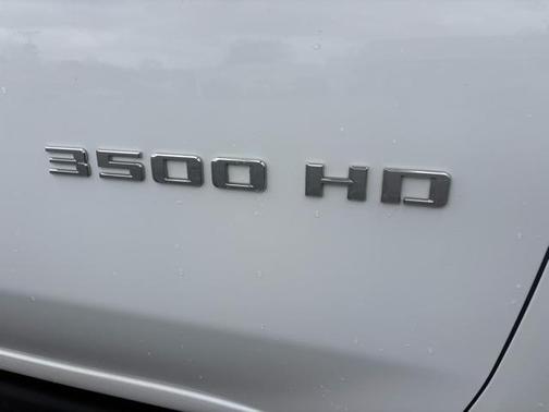 2024 Chevrolet Silverado 3500 LT