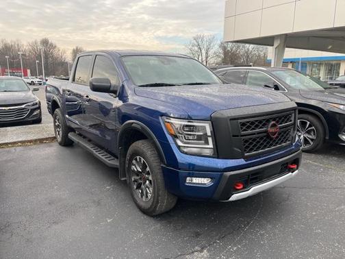 2024 Nissan Titan PRO-4X
