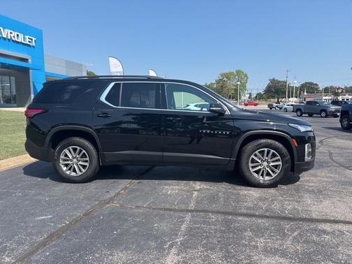2022 Chevrolet Traverse LT Leather