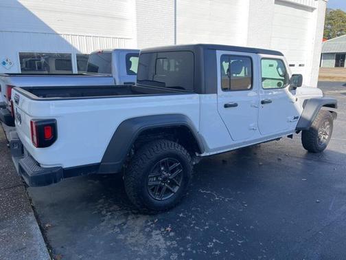 2025 Jeep Gladiator Sport S