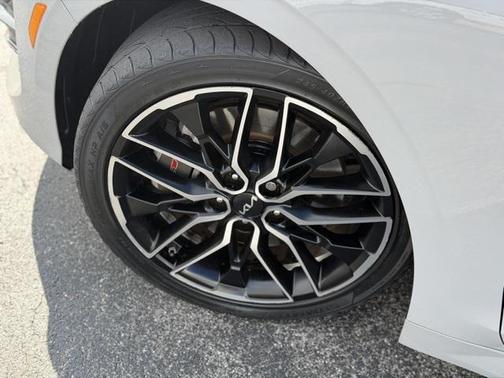 2023 Kia K5 GT