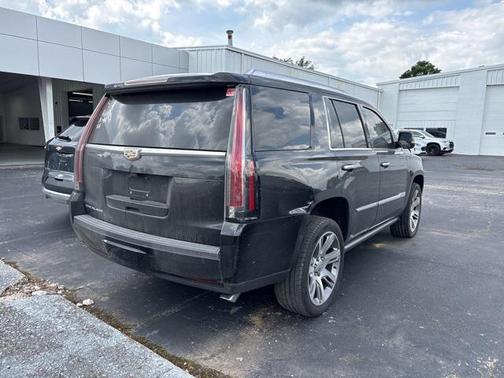 2017 Cadillac Escalade Premium Luxury