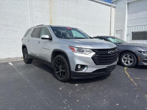 2018 Chevrolet Traverse LT Cloth