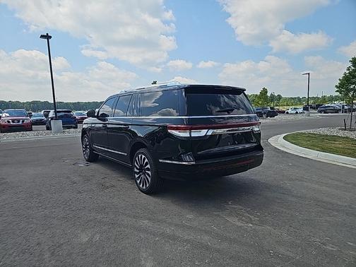 2023 Lincoln Navigator L Black Label