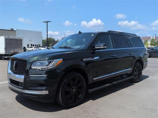 2024 Lincoln Navigator L Black Label