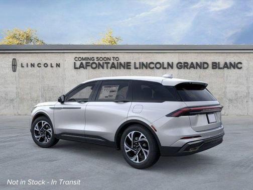 Silver Radiance Metallic 2026 Lincoln Nautilus Premiere