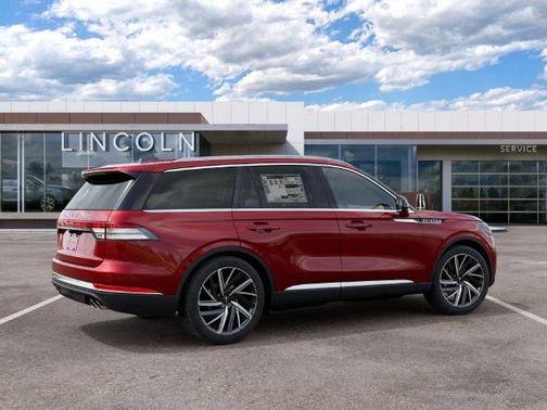 Ruby Red Metallic 2027 Lincoln Aviator Reserve AWD