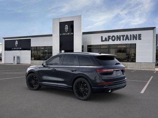 2025 Lincoln Corsair Premiere