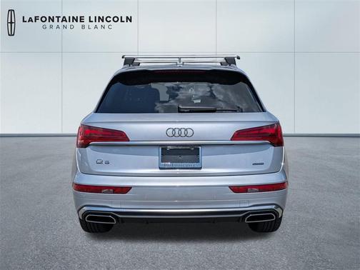 2023 Audi Q5 45 S line quattro Premium