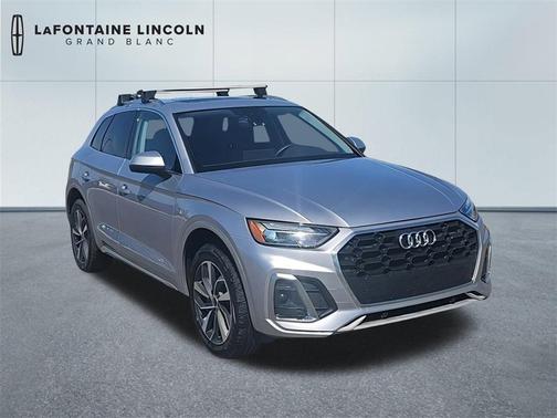 2023 Audi Q5 45 S line quattro Premium