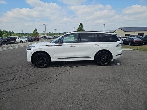 2023 Lincoln Aviator Reserve AWD
