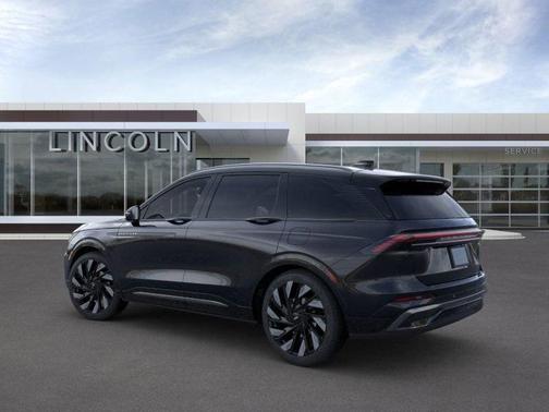 2025 Lincoln Nautilus Reserve