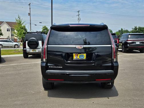 2019 Cadillac Escalade Platinum