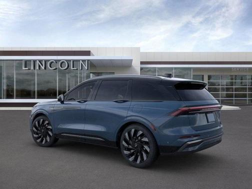2024 Lincoln Nautilus Reserve