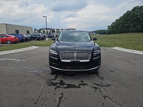 2022 Lincoln Nautilus Standard
