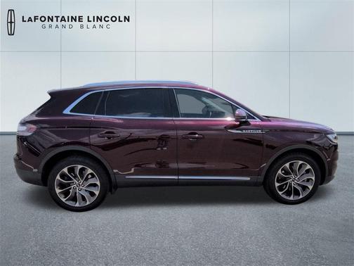 2021 Lincoln Nautilus Reserve
