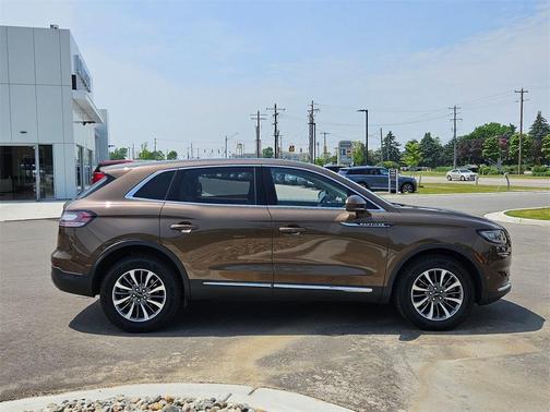 2022 Lincoln Nautilus Reserve