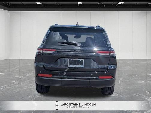Diamond Black 2024 Jeep Grand Cherokee Limited