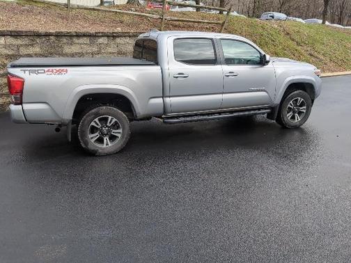 2016 Toyota Tacoma TRD Sport